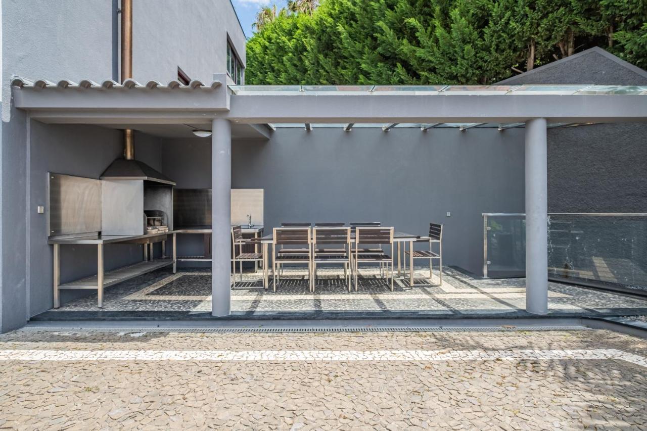 Ample Villa With Pool And Gorgeous Ocean View Funchal  Exterior photo