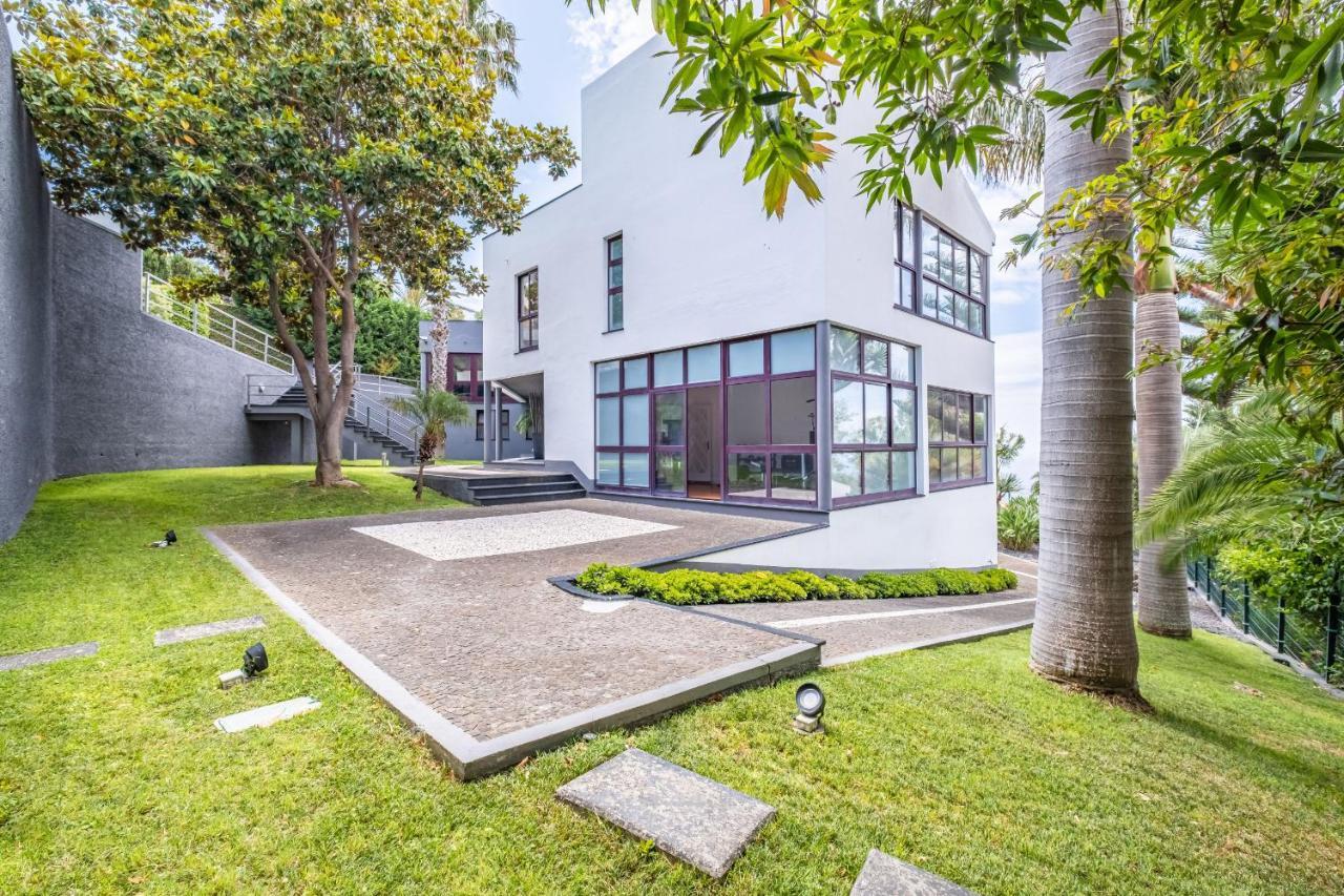 Ample Villa With Pool And Gorgeous Ocean View Funchal  Exterior photo